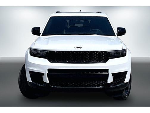 Bright White Clearcoat 2025 Jeep Grand Cherokee L Altitude