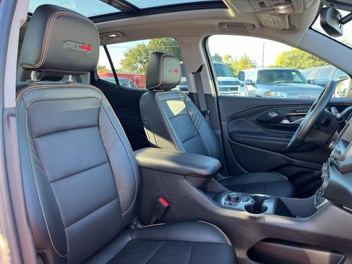 2024 GMC Terrain AWD AT4