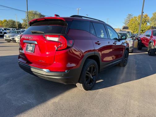 2024 GMC Terrain AWD AT4