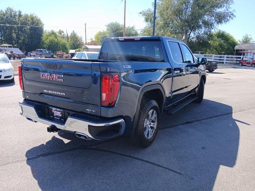 2021 GMC Sierra 1500 SLT