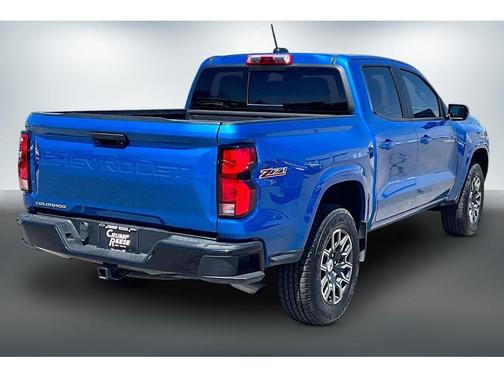 Glacier Blue Metallic 2023 Chevrolet Colorado Z71