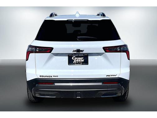 Polar White Tricoat 2026 Chevrolet Equinox AWD ACTIV