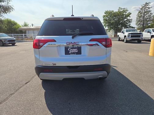2018 GMC Acadia SLE-2
