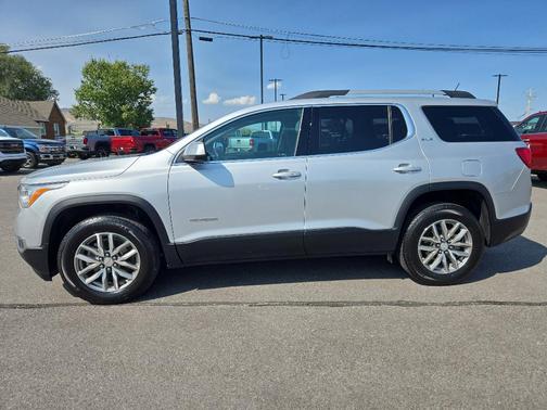 2018 GMC Acadia SLE-2