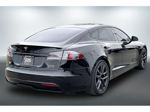 2021 Tesla Model S Plaid