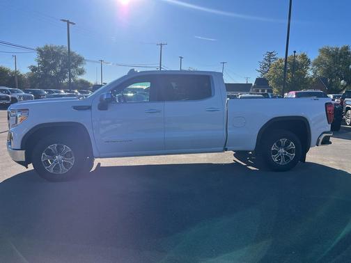 2022 GMC Sierra 1500 SLT