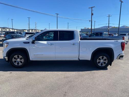 2022 GMC Sierra 1500 SLT