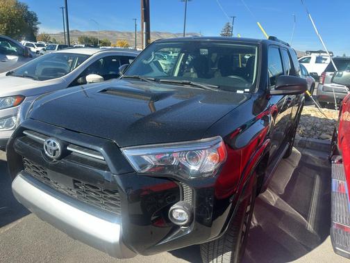 2022 Toyota 4Runner TRD Off Road
