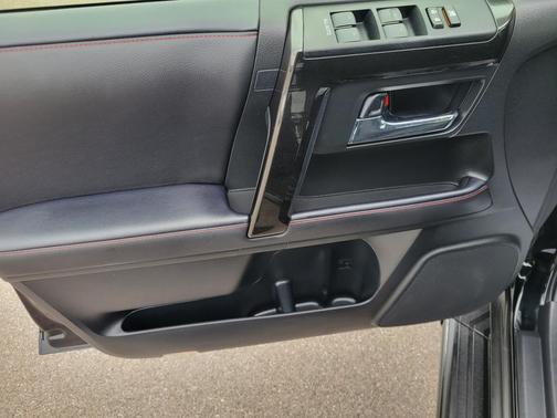 2022 Toyota 4Runner TRD Off Road