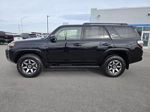 2022 Toyota 4Runner TRD Off Road