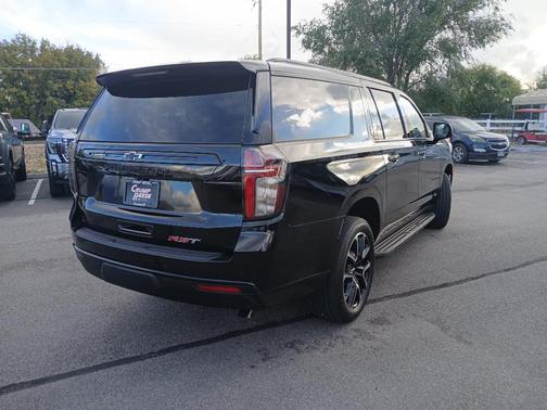 2024 Chevrolet Suburban RST