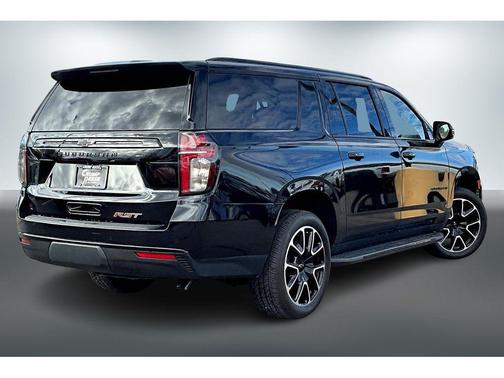 2024 Chevrolet Suburban RST