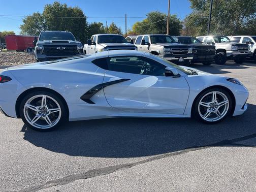 2023 Chevrolet Corvette Stingray w/1LT