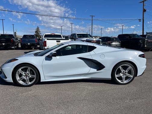 2023 Chevrolet Corvette Stingray w/1LT