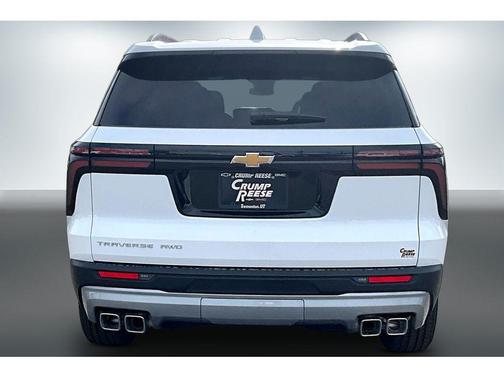 Summit White 2026 Chevrolet Traverse LT