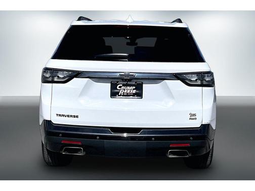 Summit White 2021 Chevrolet Traverse Premier