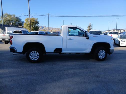 2026 Chevrolet Silverado 3500 LT