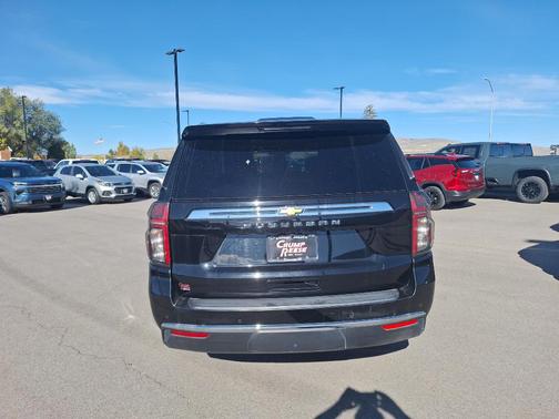 2024 Chevrolet Suburban LS