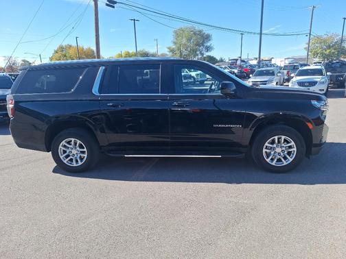 2024 Chevrolet Suburban LS