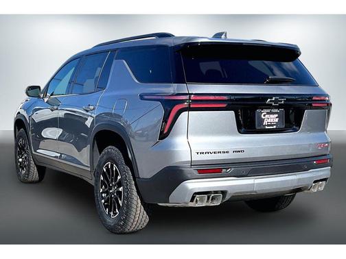 Sterling Gray Metallic 2026 Chevrolet Traverse AWD Z71
