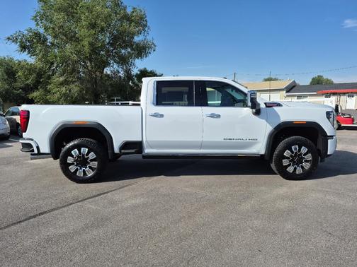 2026 GMC Sierra 3500 Denali