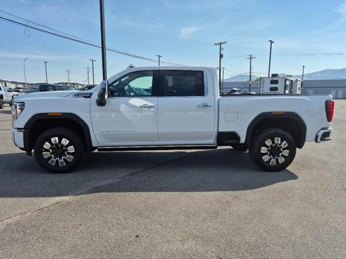 2026 GMC Sierra 3500 Denali