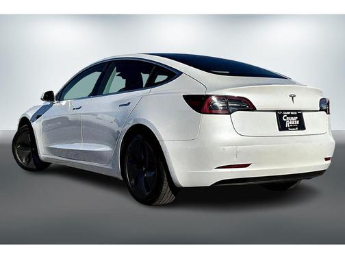 2020 Tesla Model 3 Standard Range Plus