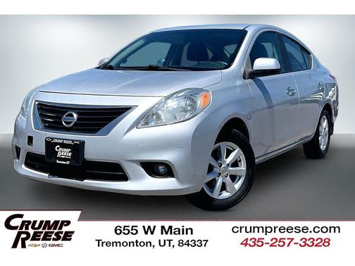 Brilliant Silver Metallic 2012 Nissan Versa 1.6 S