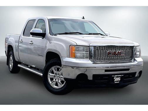 Pure Silver Metallic 2011 GMC Sierra 1500 SLE