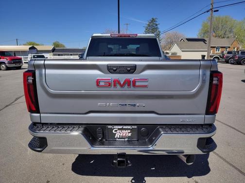 2025 GMC Sierra 3500 SLT