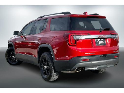 2023 GMC Acadia AWD AT4