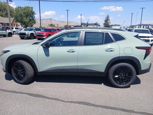 2025 Chevrolet Trax FWD ACTIV