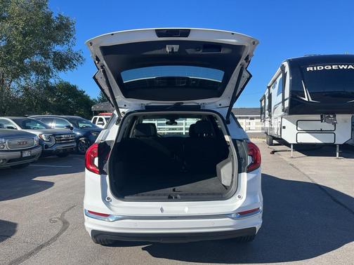 2022 GMC Terrain Denali