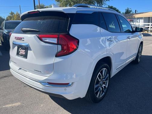 2022 GMC Terrain Denali