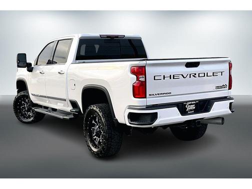 2024 Chevrolet Silverado 3500 High Country