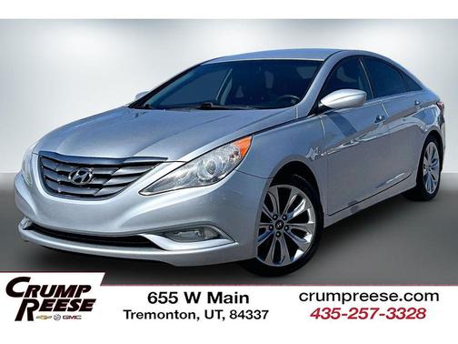 Radiant Silver Metallic 2013 Hyundai SONATA SE