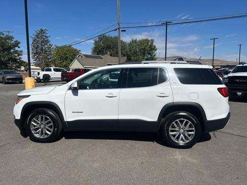 2018 GMC Acadia SLE-2