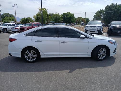 2019 Hyundai SONATA Limited