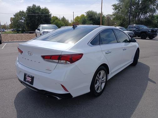2019 Hyundai SONATA Limited