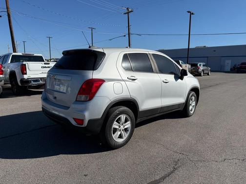 2021 Chevrolet Trax LS