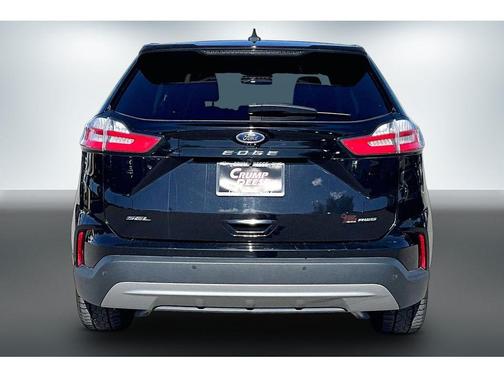 Agate Black Metallic 2024 Ford Edge SEL