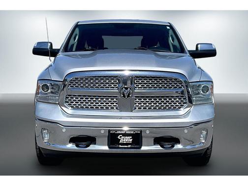 Bright Silver Metallic Clearcoat 2017 RAM 1500 Laramie