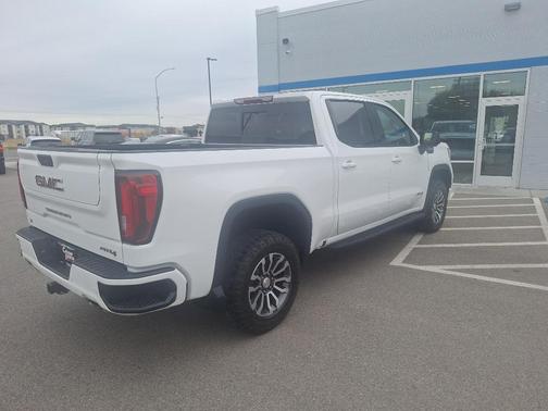 2022 GMC Sierra 1500 AT4