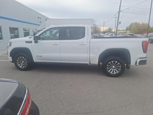 2022 GMC Sierra 1500 AT4