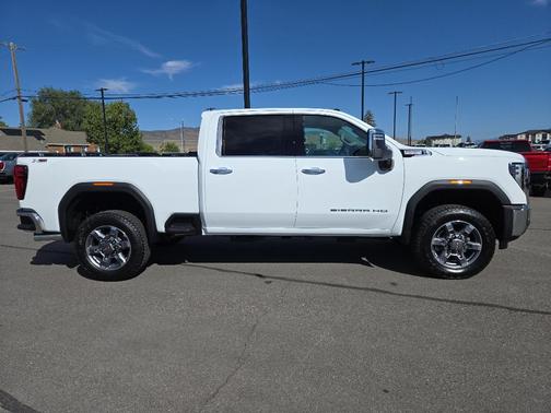 2026 GMC Sierra 3500 SLT