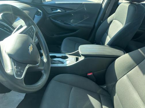 2020 Chevrolet Malibu FWD LT