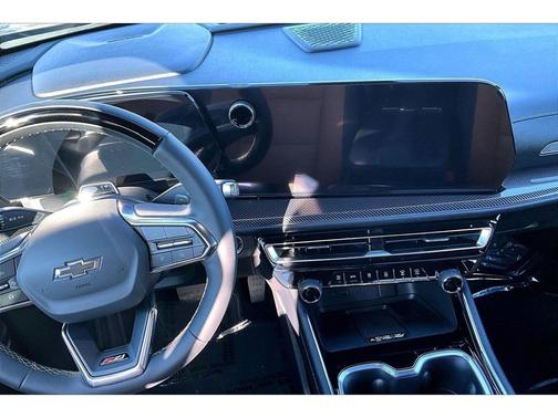 Sterling Gray Metallic 2027 Chevrolet Traverse AWD Z71