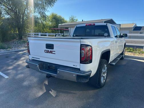 2017 GMC Sierra 1500 SLT