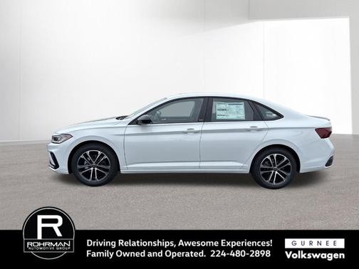 Pure White 2026 Volkswagen Jetta 1.5T Sport