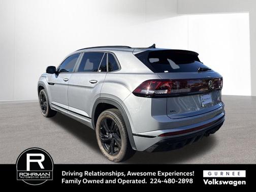 2025 Volkswagen Atlas Cross Sport 2.0T SEL R-Line Black